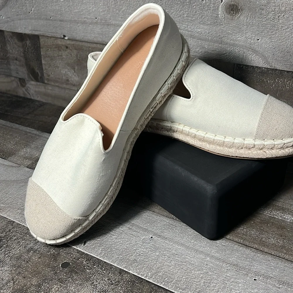 Universal Thread Womens Cream Canvas Espadrille Slip On Flats Jute Toe Cap Shoes